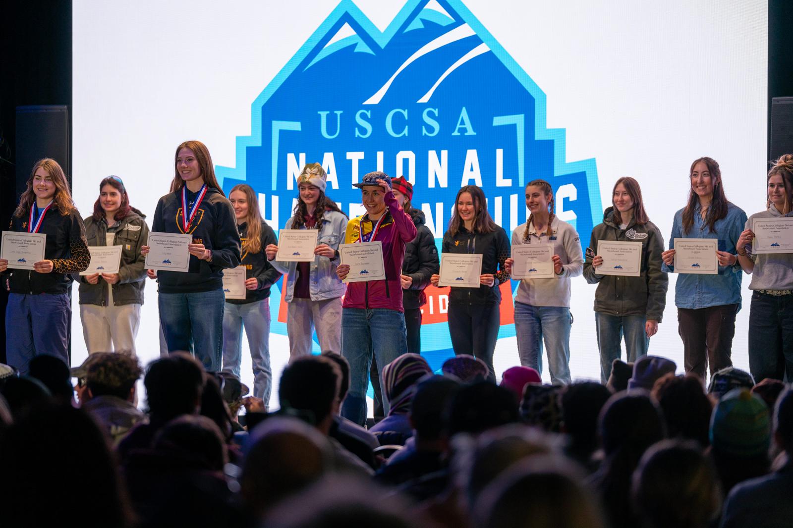 Podium awards, Greta in forst place.